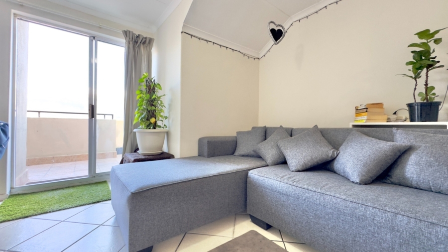 To Let 1 Bedroom Property for Rent in Whispering Pines Western Cape